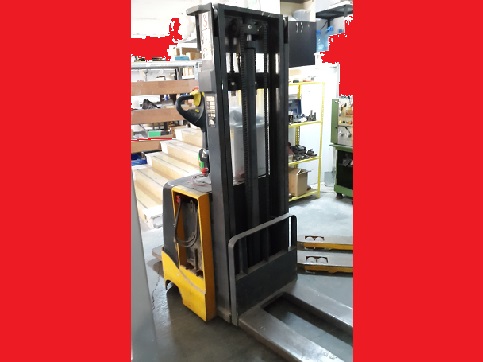AKÜLÜ İSTİF MAKİNASI