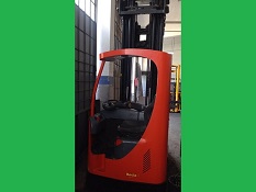 ROCLA REACH TRUCK